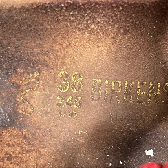 Birkenstock Gizeh Sandals in Dark Red Size 38 or 7-7.5 - Picture 5 of 8